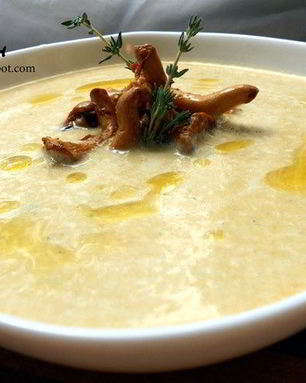 Чечевичный суп-пюре с лисичками