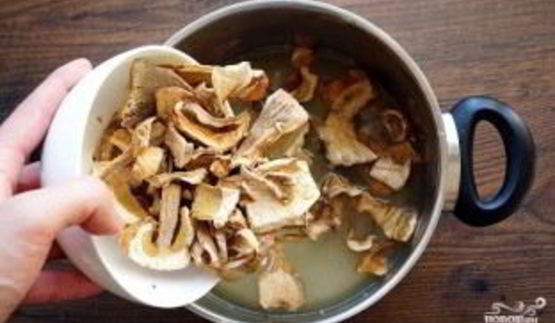 грибной суп-пюре из сушеных грибов