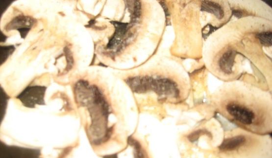 грибной суп-пюре на молоке из свежих грибов