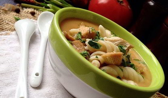 куриный суп-пюре с макаронами