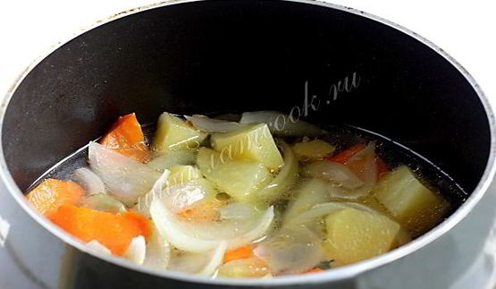 овощной суп пюре из картофеля и моркови с имбирем