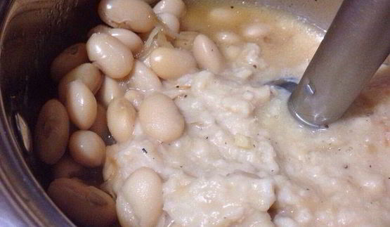 суп-пюре из белой фасоли