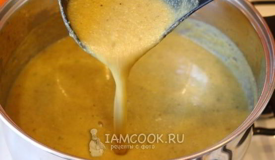 суп-пюре из грибов и патиссонов