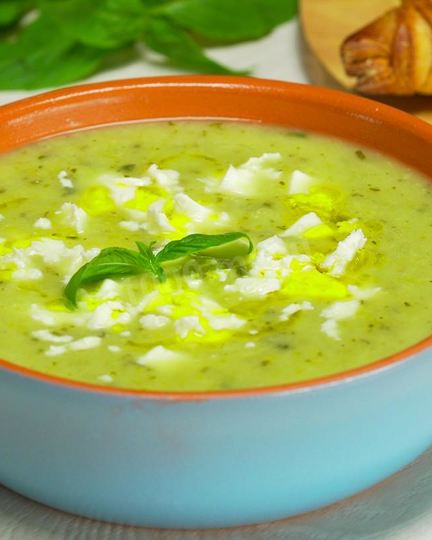Рецепт супа-пюре из кабачков с базиликом