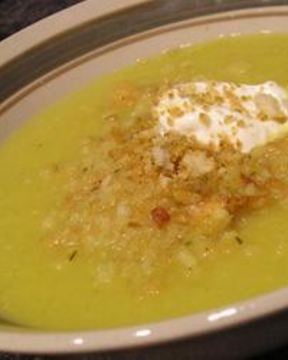 Суп-пюре из кабачков с карри