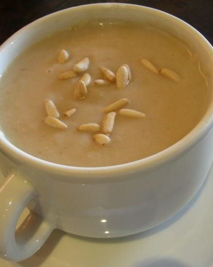 Рецепт супа-пюре из пастернака с кедровыми орешками