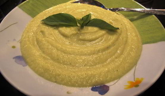 суп-пюре из цветной капусты, фенхеля и брокколи