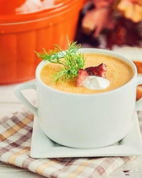 Суп-пюре из тыквы с беконом