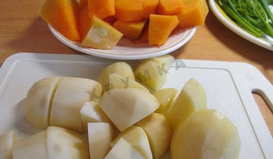 суп-пюре из тыквы со сливками в мультиварке