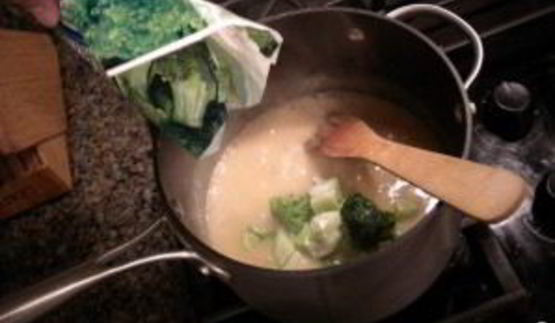 суп с брокколи и сыром по-быстрому