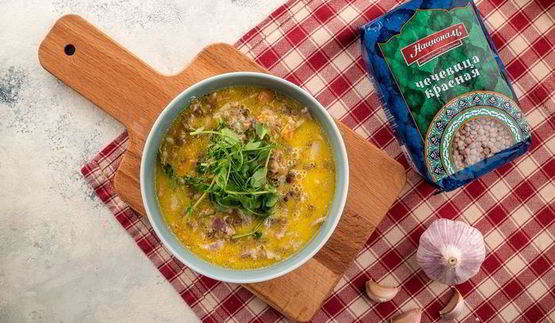 суп с красной чечевицей и беконом