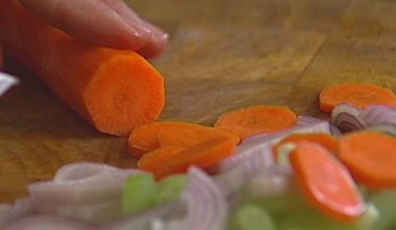 суп с миндалем и стручковой фасолью