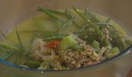 суп с миндалем и стручковой фасолью