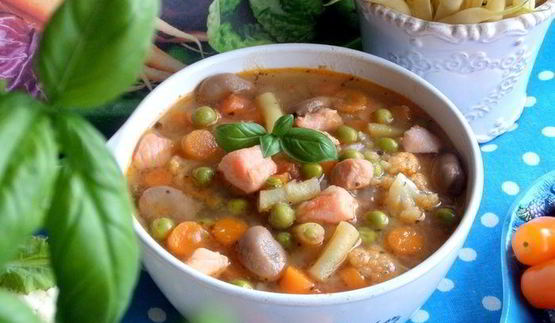 суп с сезонными бобовыми