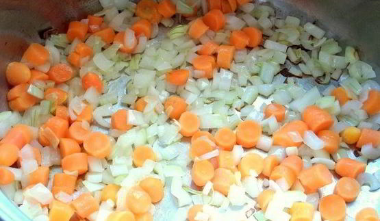 суп с сезонными бобовыми