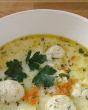 Суп сырный с фрикадельками по-французски