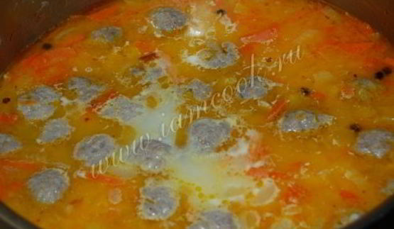 сырный суп с фрикадельками