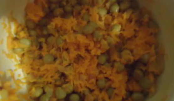 сырный суп с горошком