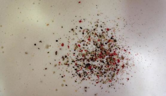 сырный суп с грушей и грецкими орехами