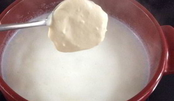 сырный суп с семгой и креветками