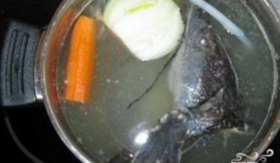 уха из головы осетра