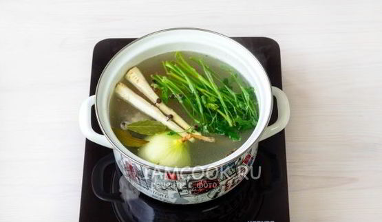 уха из судака по-домашнему