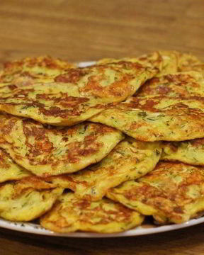 Блинчики из кабачков с сыром