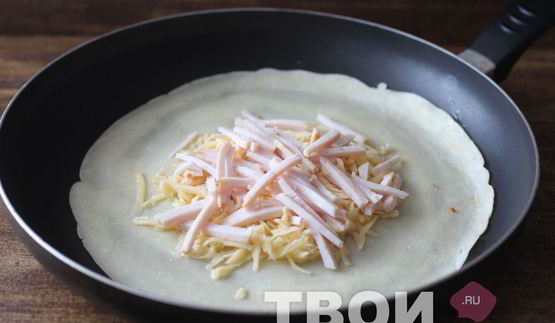 блинчики с ветчиной и сыром