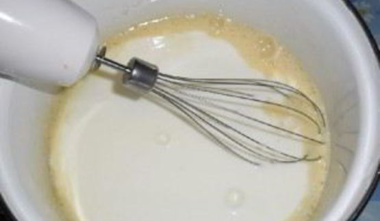 блины на кефире тонкие с дырочками