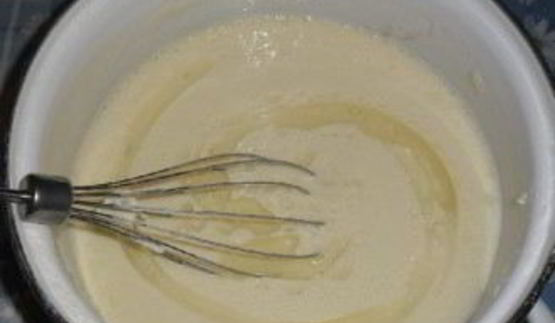 блины на кефире тонкие с дырочками