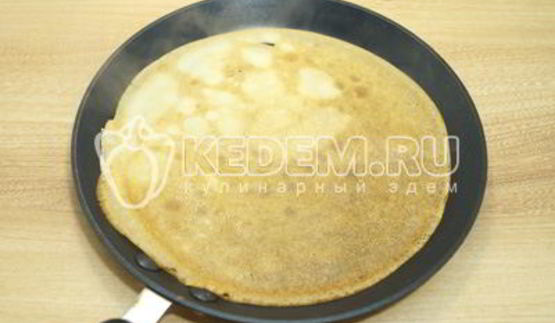 блины с фаршем и морковью по-корейски