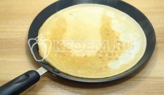 блины с красной икрой