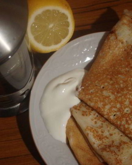 Рецепт тонких блинов со сметанкой