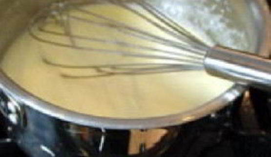 булочки с беконом и сыром