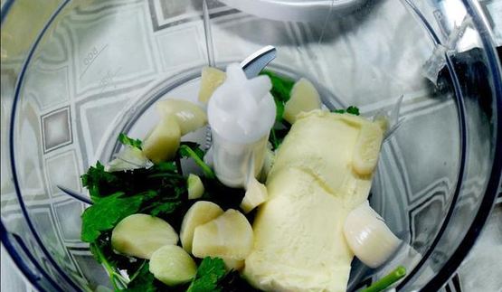 булочки с чесноком