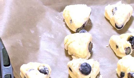 булочки с голубикой