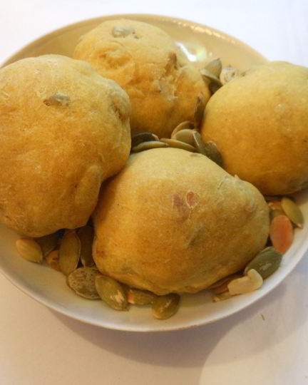 Рецепт булочек с карри и тыквенными семечками