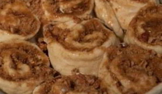 булочки с корицей и орехами