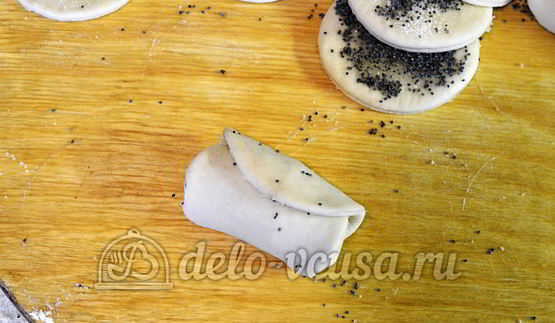 дрожжевые булочки с маком