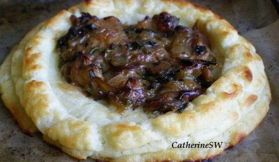 картофельные ватрушки с грибным фаршем