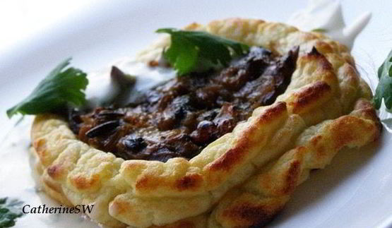 картофельные ватрушки с грибным фаршем