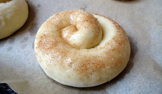 плюшки с коричным сахаром