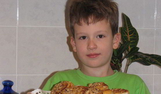 плюшки с корицей