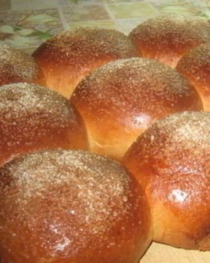 Рецепт сдобных булочек с сахаром