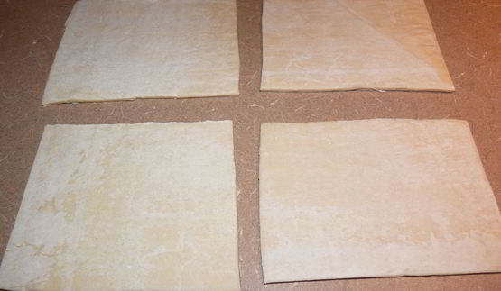 слоеные булочки с миндальной начинкой