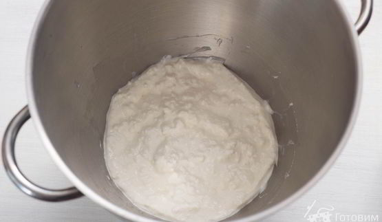 творожные булочки с чесноком и базиликом