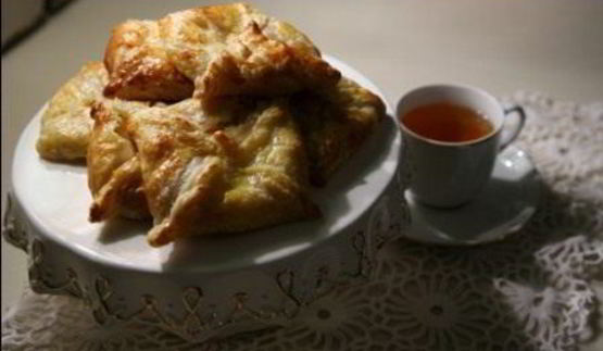 венгерские ватрушки с карамелизированными грушами