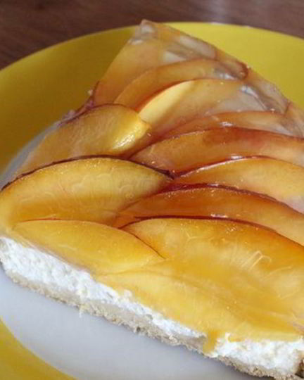 Рецепт чизкейка из творога с нектаринами