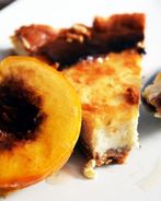 Чизкейк Нью-Йорк с медовыми персиками