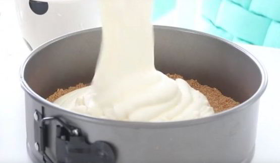 чизкейк с персиками